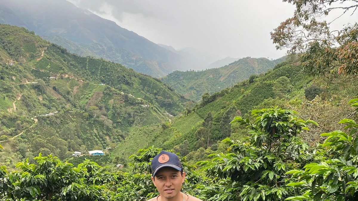 Acevedo Pink Bourbon