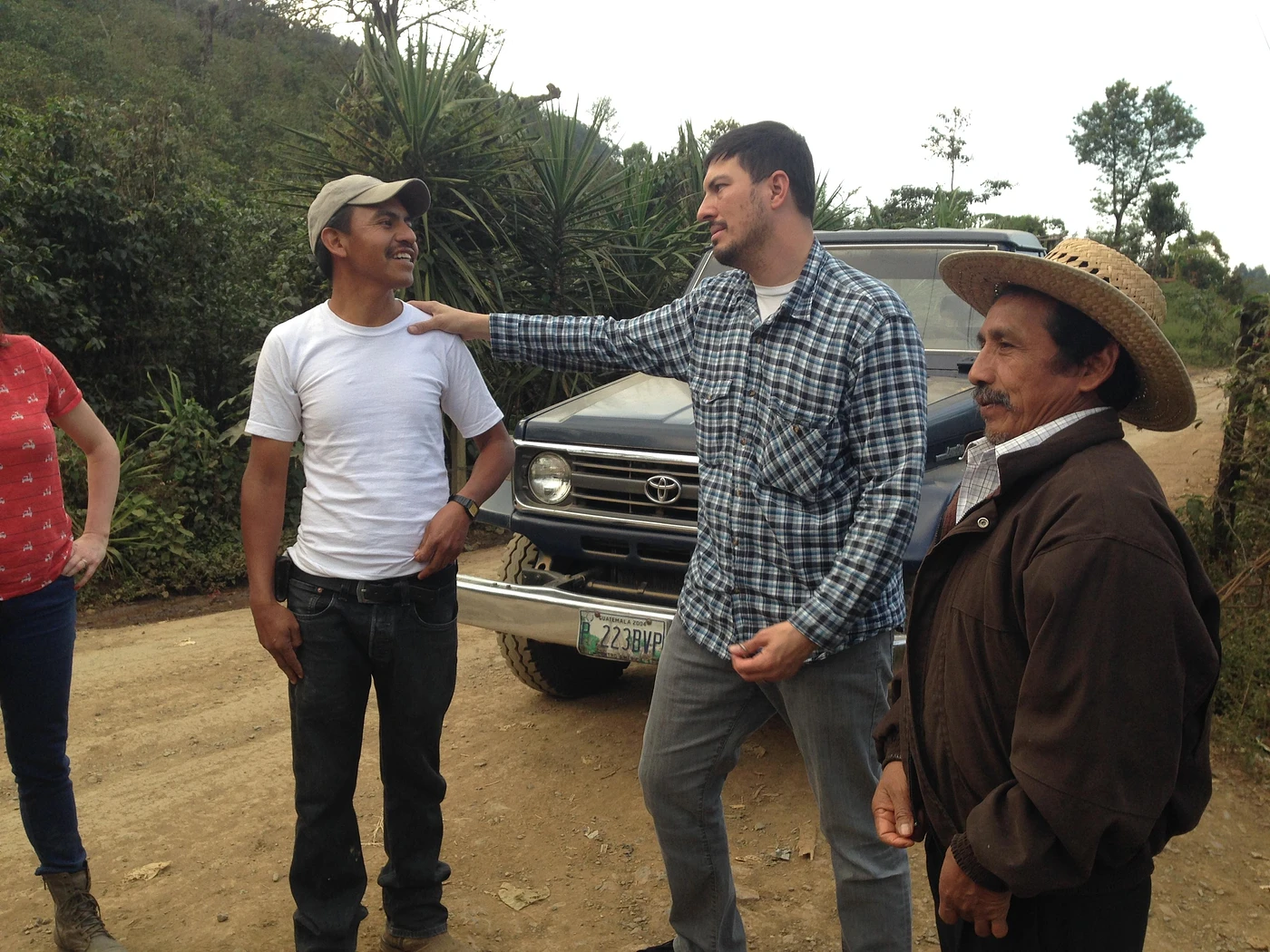 Purchase Monte Claro coffee with flavors of Chocolate, Stone Fruit, Raspberry